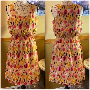 🛍 Pretty Sleeveless Dress